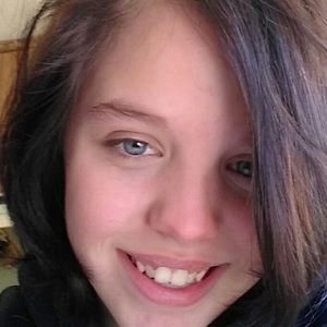 Meet your Posher, Emiko